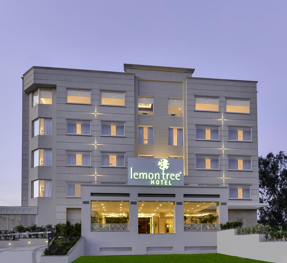 Lemon Tree Hotel Jammu Buitenkant foto