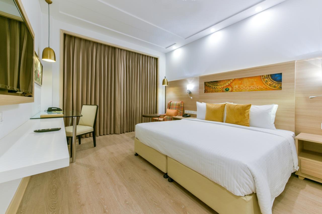 Lemon Tree Hotel Jammu Buitenkant foto