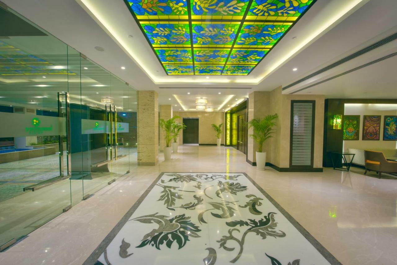 Lemon Tree Hotel Jammu Buitenkant foto
